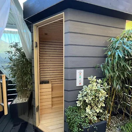 Bed & Breakfast Sea Garden Apartments&rooms Grado