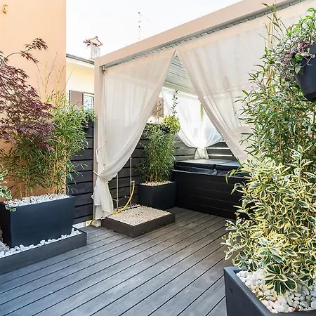 Sea Garden Apartments&rooms Frühstückspension 4*