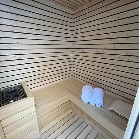 Sea Garden Apartments&rooms 4*