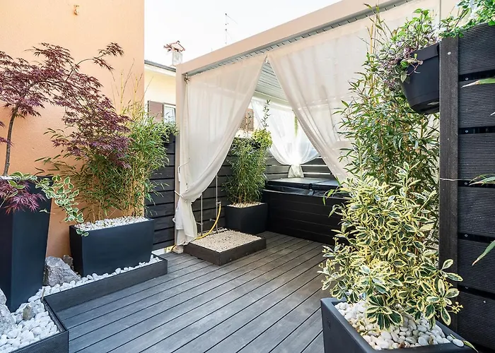 Sea Garden & Bed & Breakfast 4*