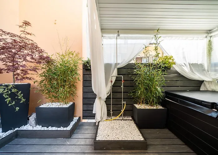 Sea Garden & Bed & Breakfast